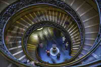 Scala Momo, Spiral Staircase